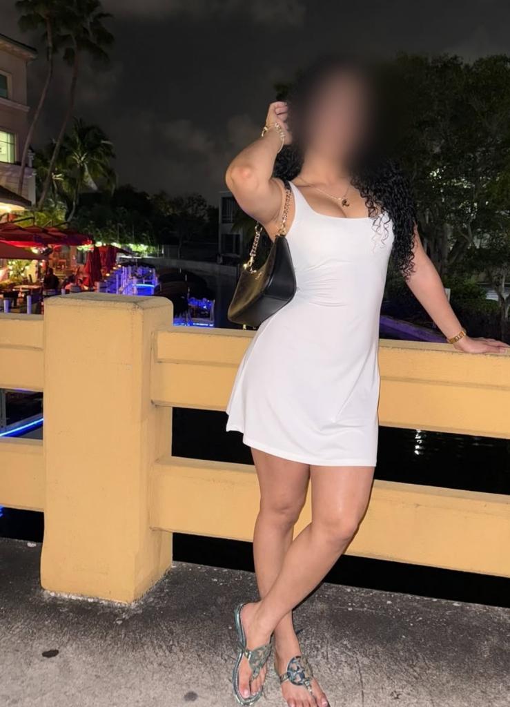 Chica busca chico en Tenerife: 