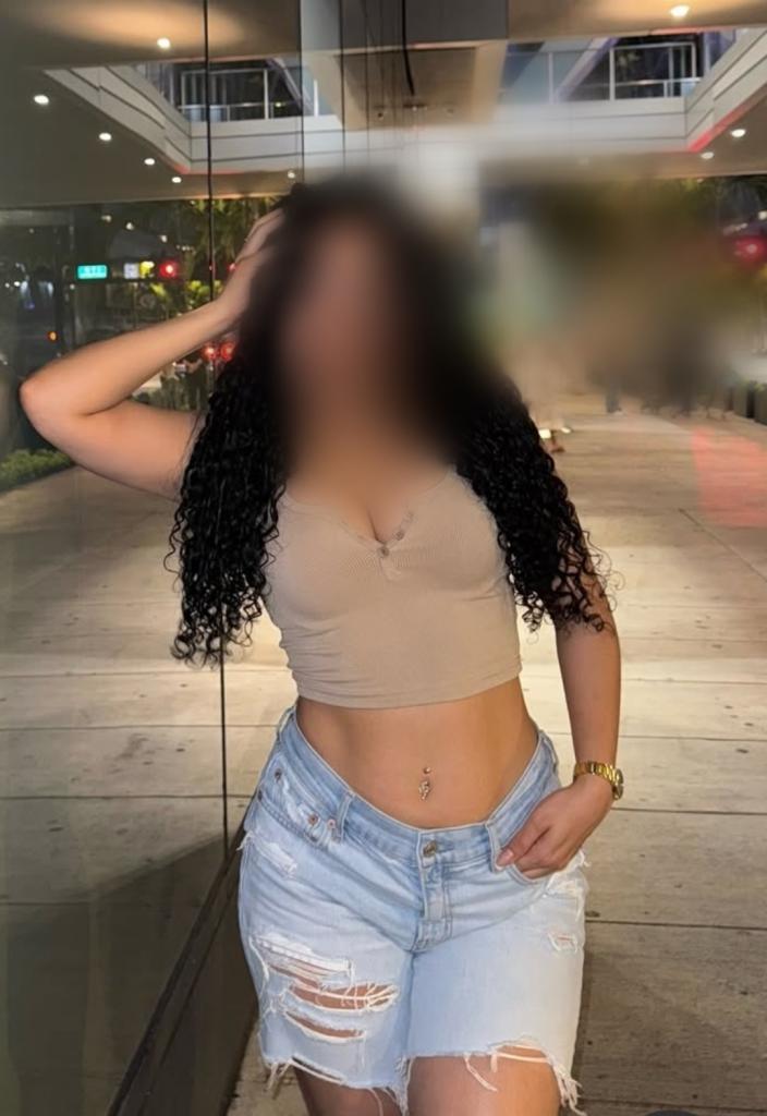 Chica busca chico en Tenerife: 