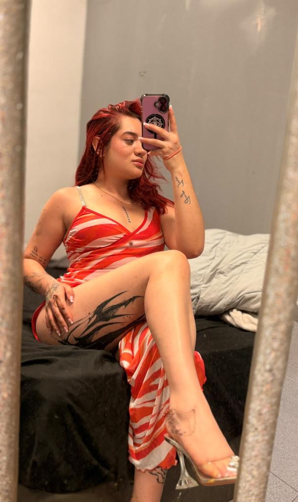 Chica busca chico en Murcia: Chica busca chico