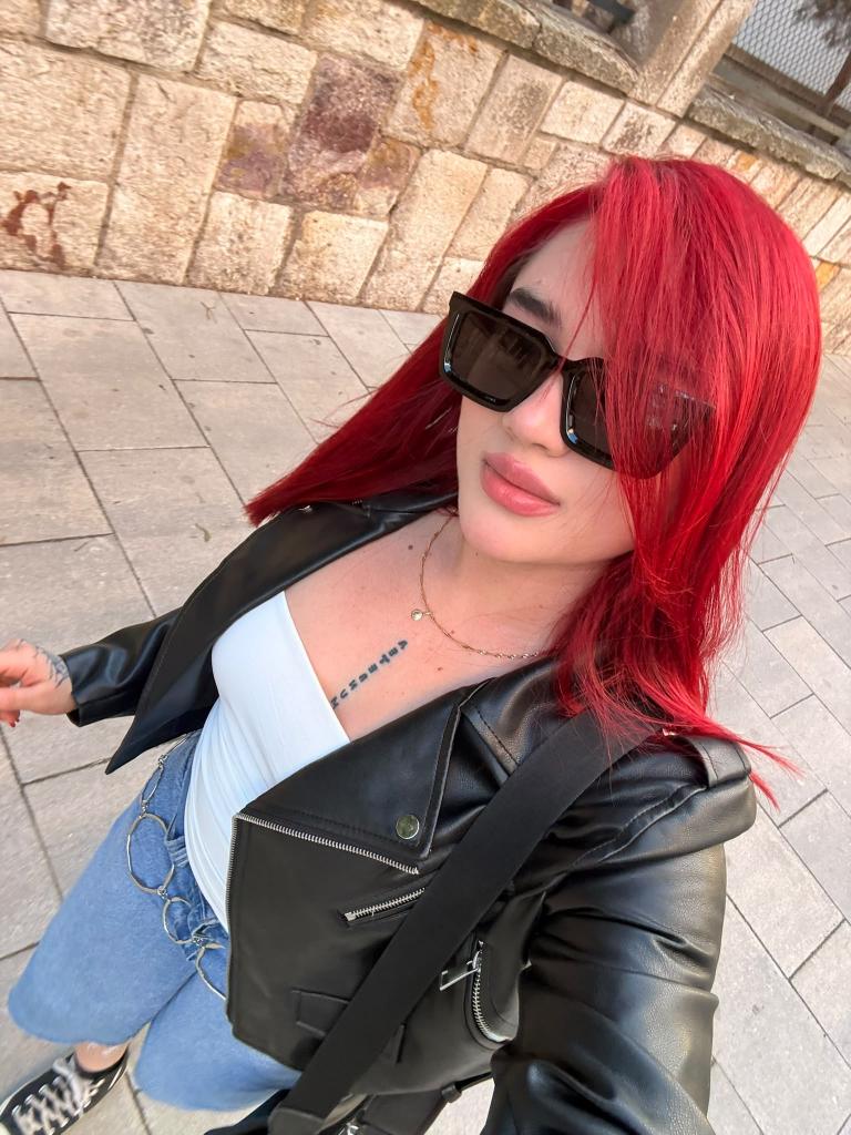 Chica busca chico en Murcia: Chica busca chico