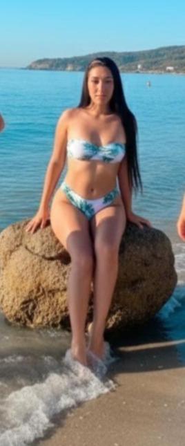 Chica busca chico en Ibiza: 