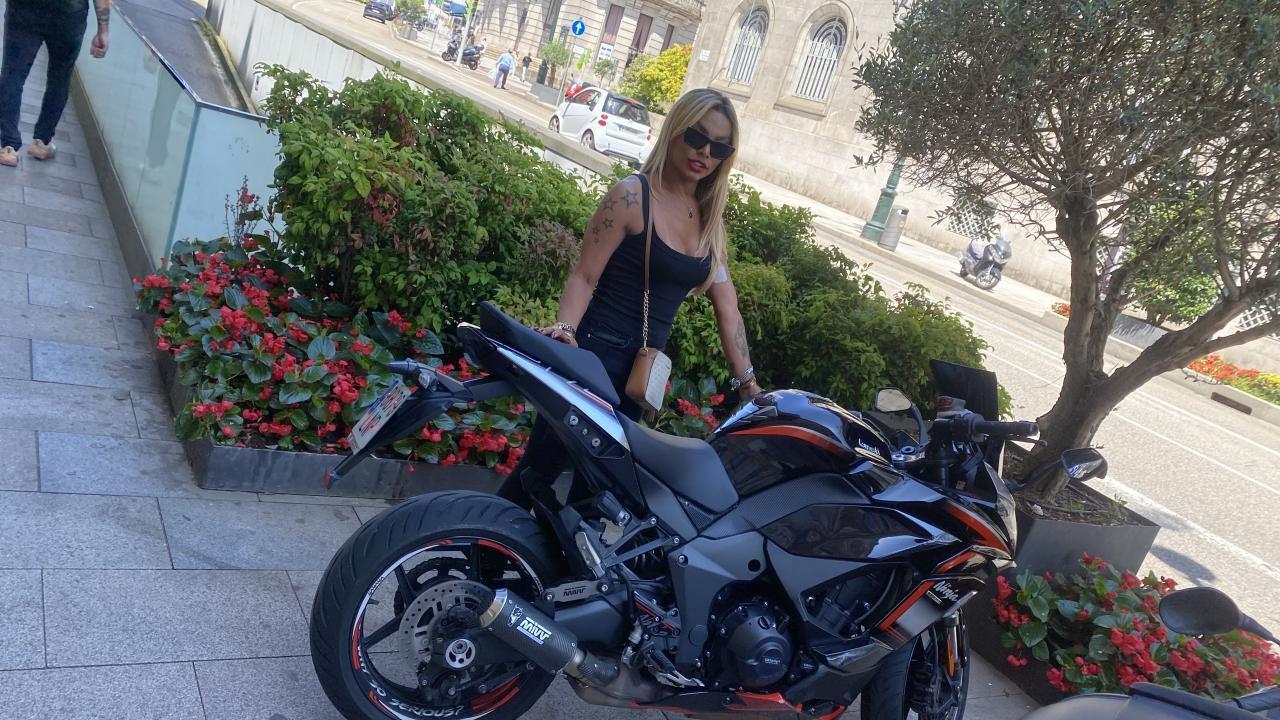 Chica busca chico en Pontevedra: 