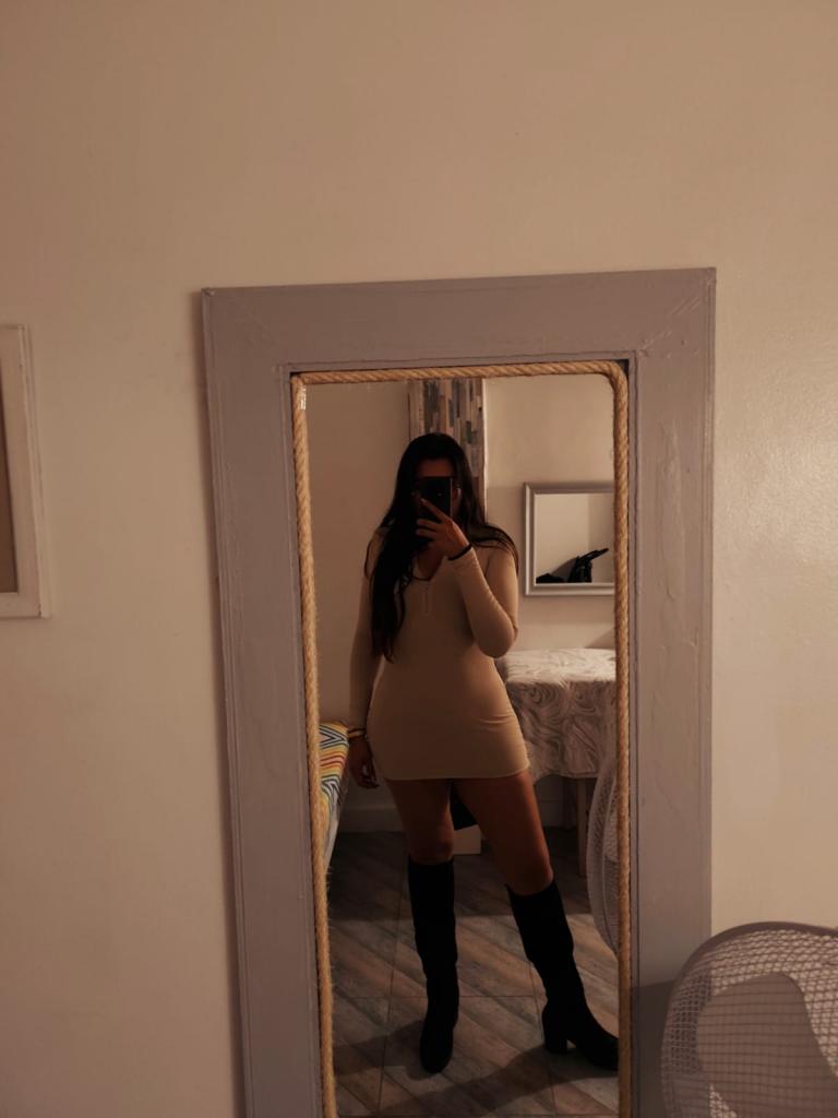 Chica busca chico en Tenerife: 