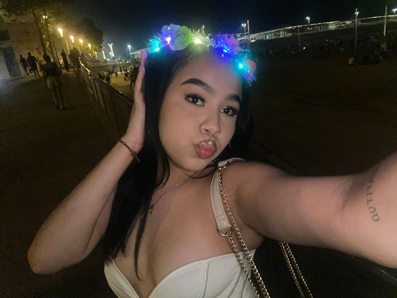 Chica busca chico en Castellón: Chica busca chico