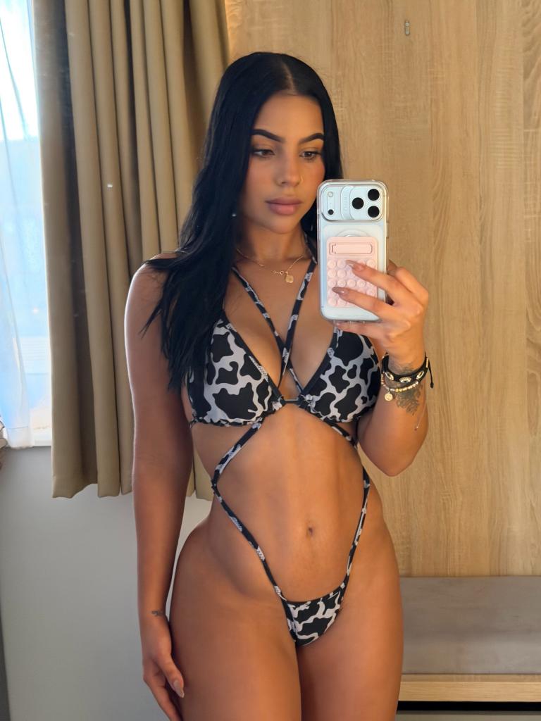 631323018: Chica busca chico en Málaga