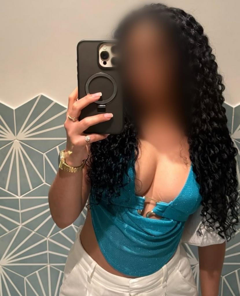 Chica busca chico en Tenerife: 