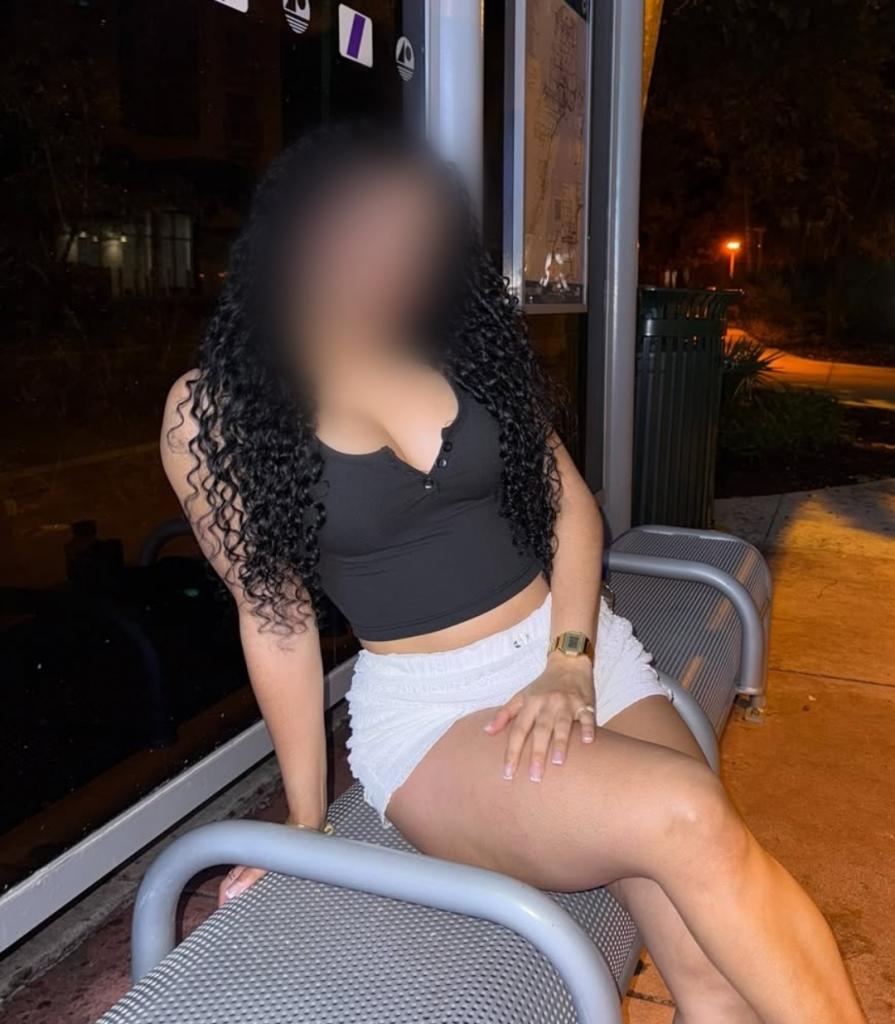 Chica busca chico en Tenerife: 