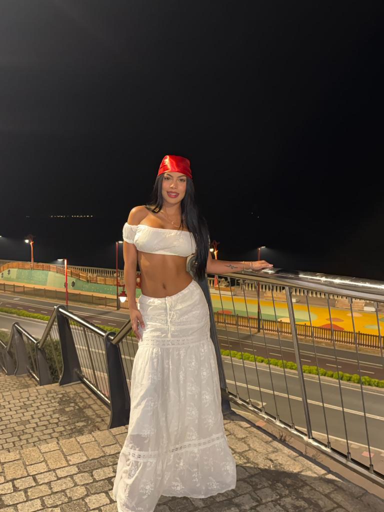 Chica busca chico en La Coruña: Chica busca chico