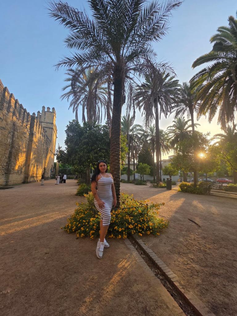 631255398: Chica busca chico en Málaga