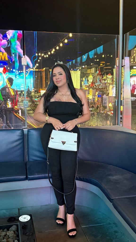 Chica busca chico en Gerona: Chica busca chico