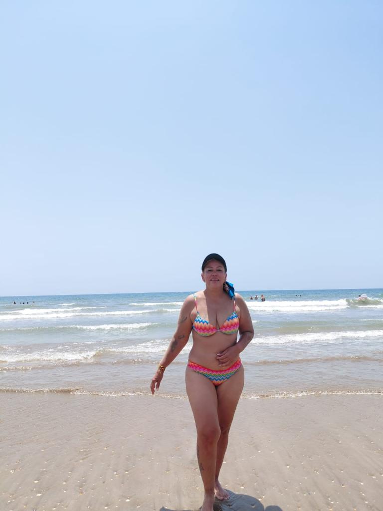 Chica busca chico en Huelva: 