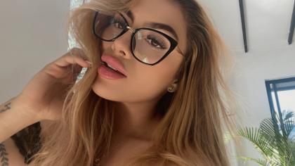 614192525: Chica busca chico en Ibiza