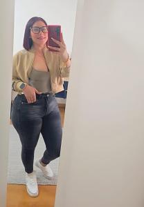 611570054: Chica busca chico en Alicante