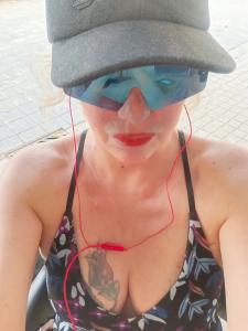 613898263: Chica busca chico en Valencia