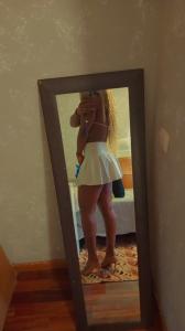 615452079: Chica busca chico en Cantabria