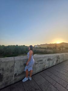 631255398: Chica busca chico en Málaga