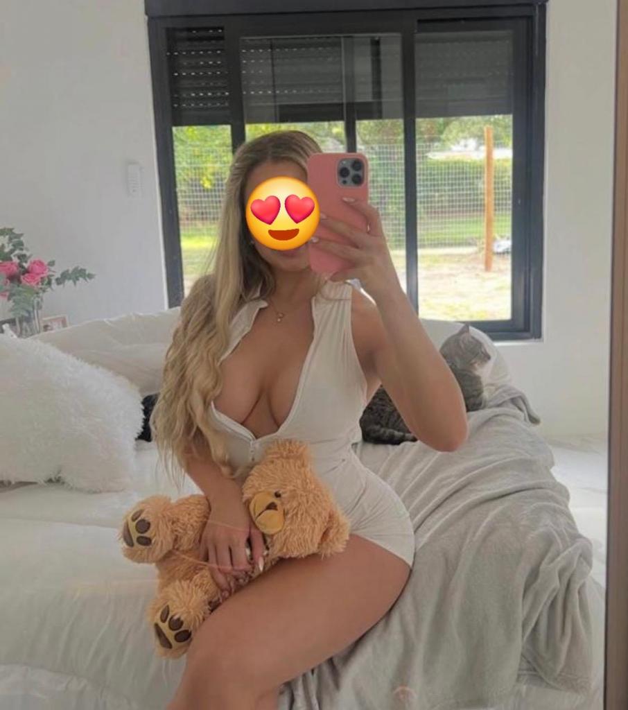Chica busca chico en La Coruña: Chica busca chico