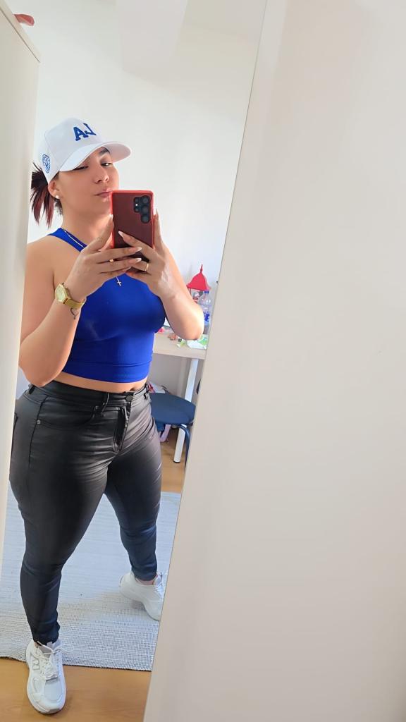 611570054: Chica busca chico en Alicante