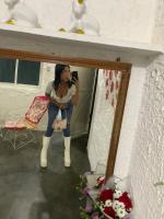 632037316: Chica busca chico en Sevilla