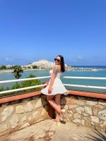 647007073: Chica busca chico en Alicante