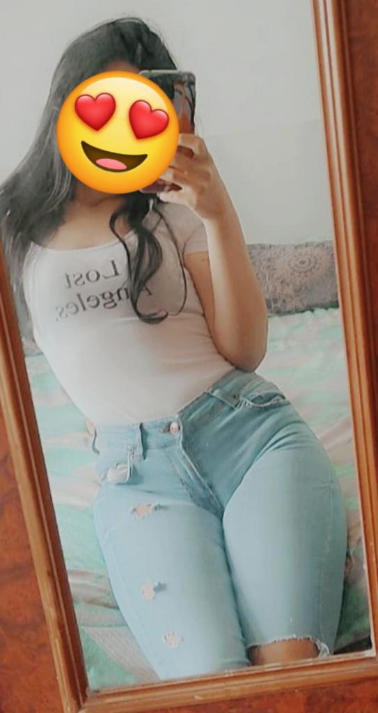 Chica busca chico en Huelva: 
