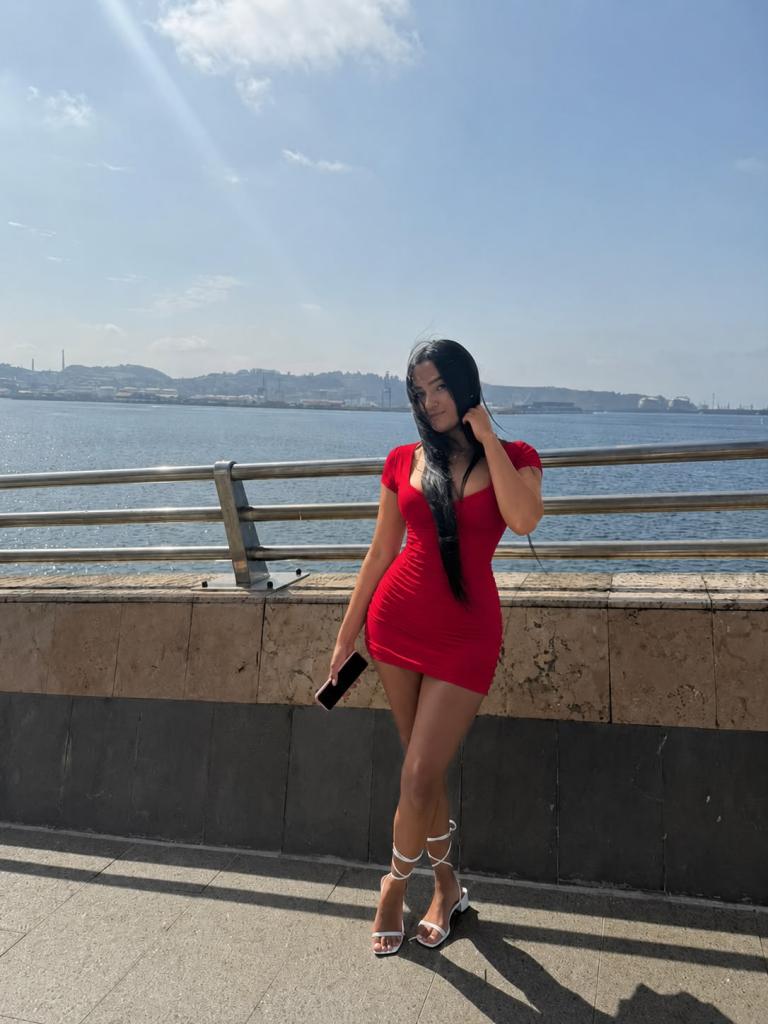 624192725: Chica busca chico en Zaragoza