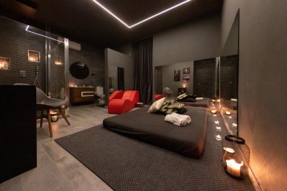 663173078: Chica busca chico en Cádiz