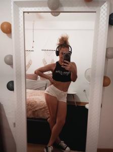 Chica busca chico en Sevilla: 