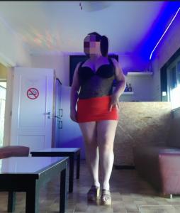 Chica busca chico en Huelva: 