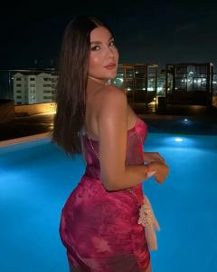 664776593: Chica busca chico en Melilla