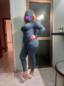 Chica busca chico en Tenerife: 