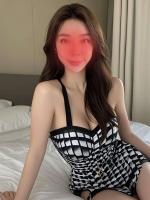 600041501: Chica busca chico en Gerona