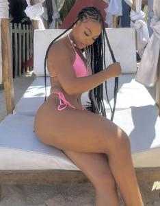 Chica busca chico en Ibiza: 