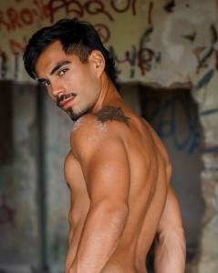 631546053: Chico busca chica en Sevilla