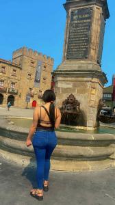Chica busca chico en Almería: 