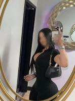 623556149: Chica busca chico en Madrid