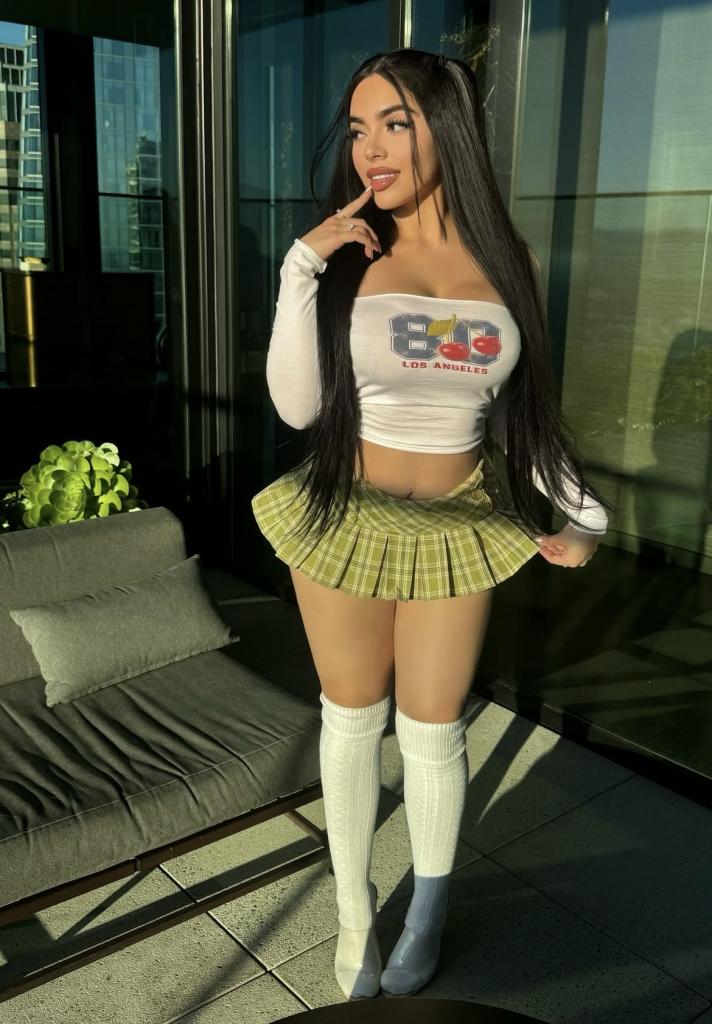 602705433: Chica busca chico en Barcelona