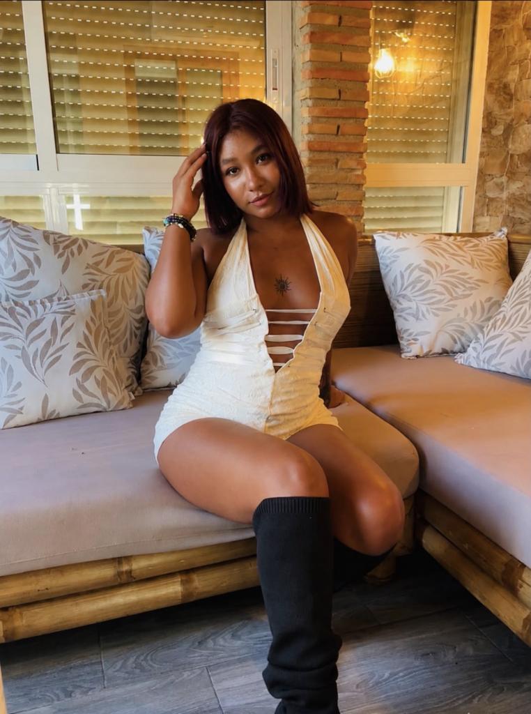 611338180: Chica busca chico en Alicante