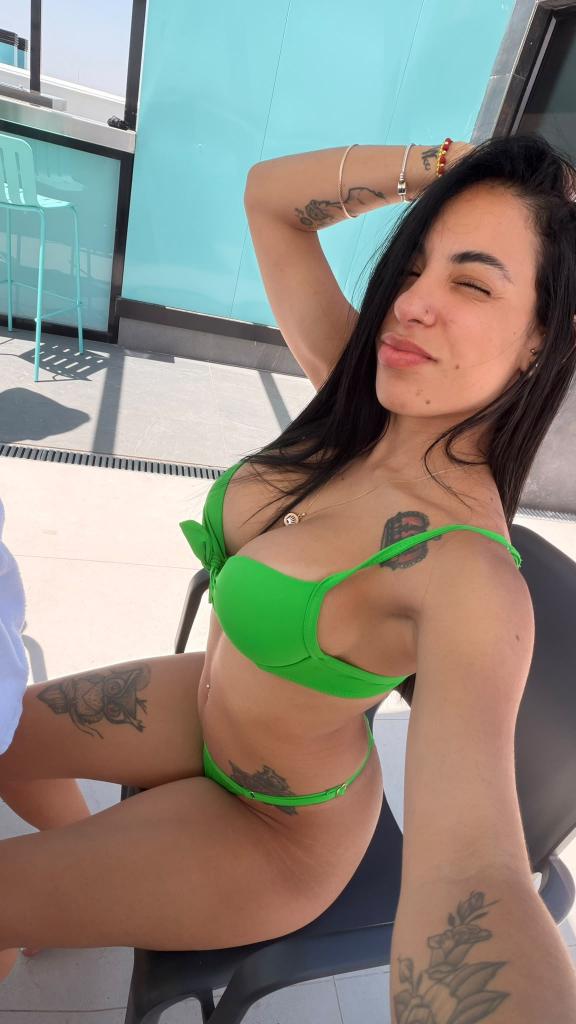 619885276: Chica busca chico en Pontevedra