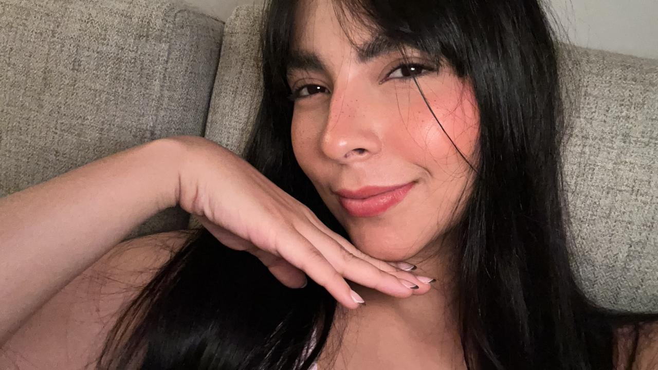 631161922: Chica busca chico en Mallorca