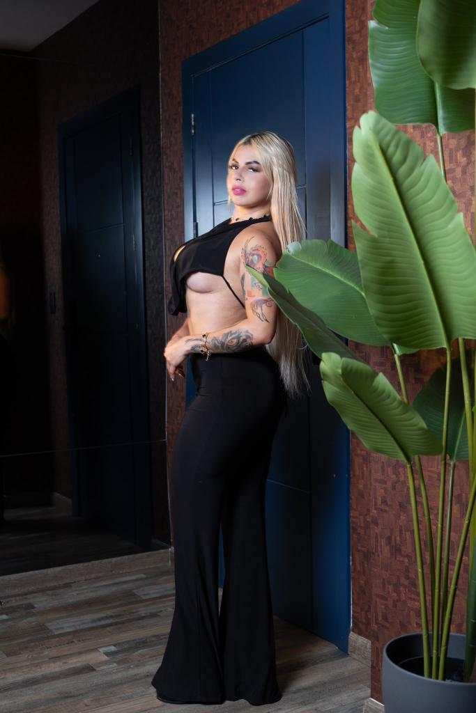 Chica busca chico en Barcelona: 