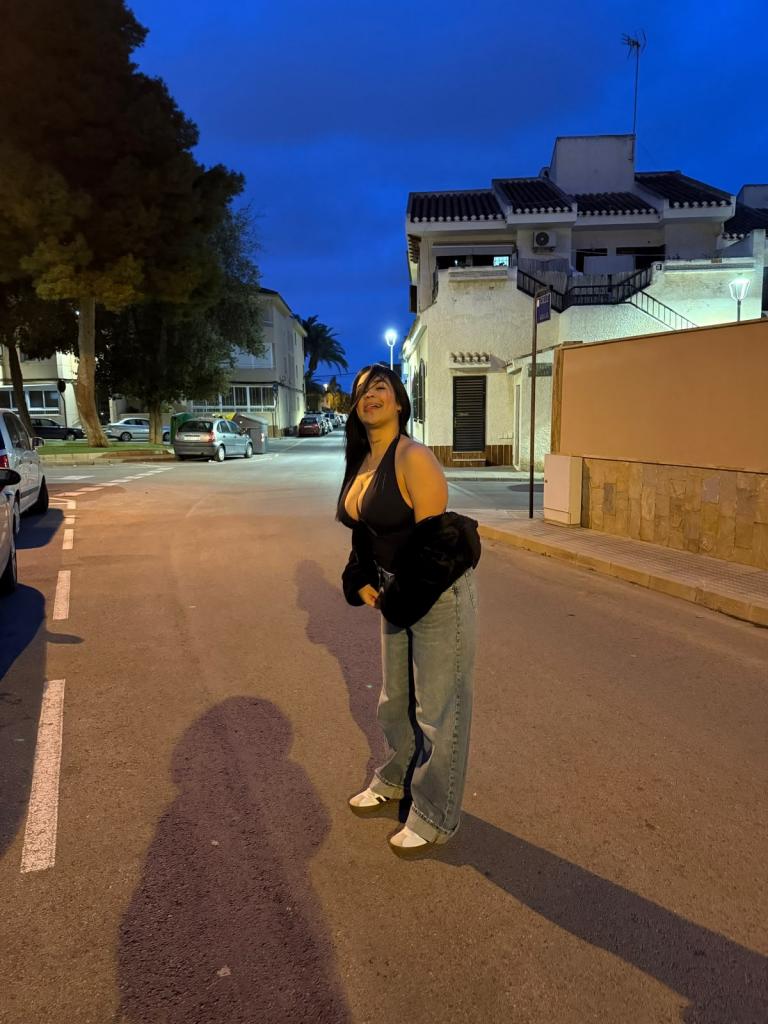 Chica busca chico en Tenerife: 