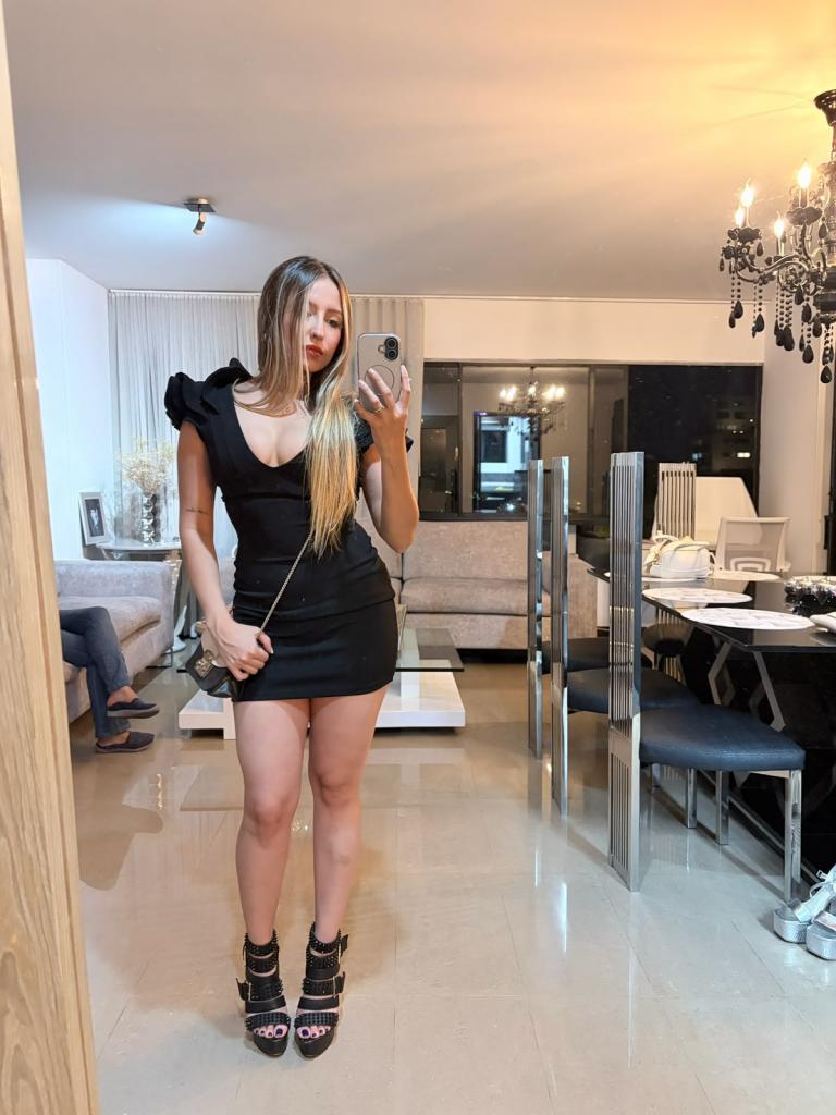 674419487: Chica busca chico en Málaga