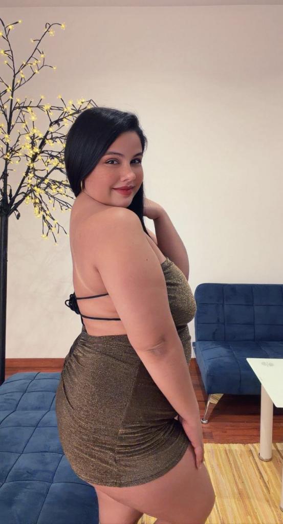 678386918: Chica busca chico en Barcelona