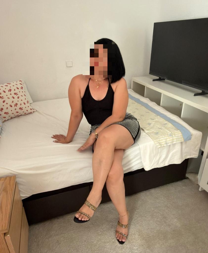 613931922: Chica busca chico en Madrid