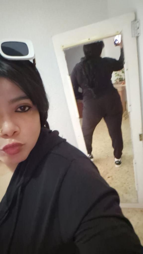 662933685: Chica busca chico en Murcia