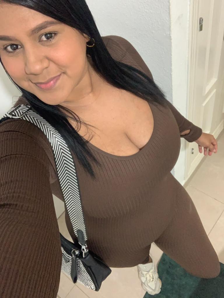 Chica busca chico en Sevilla: 