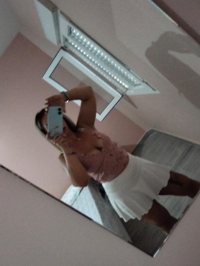 614540759: Chica busca chico en Zaragoza