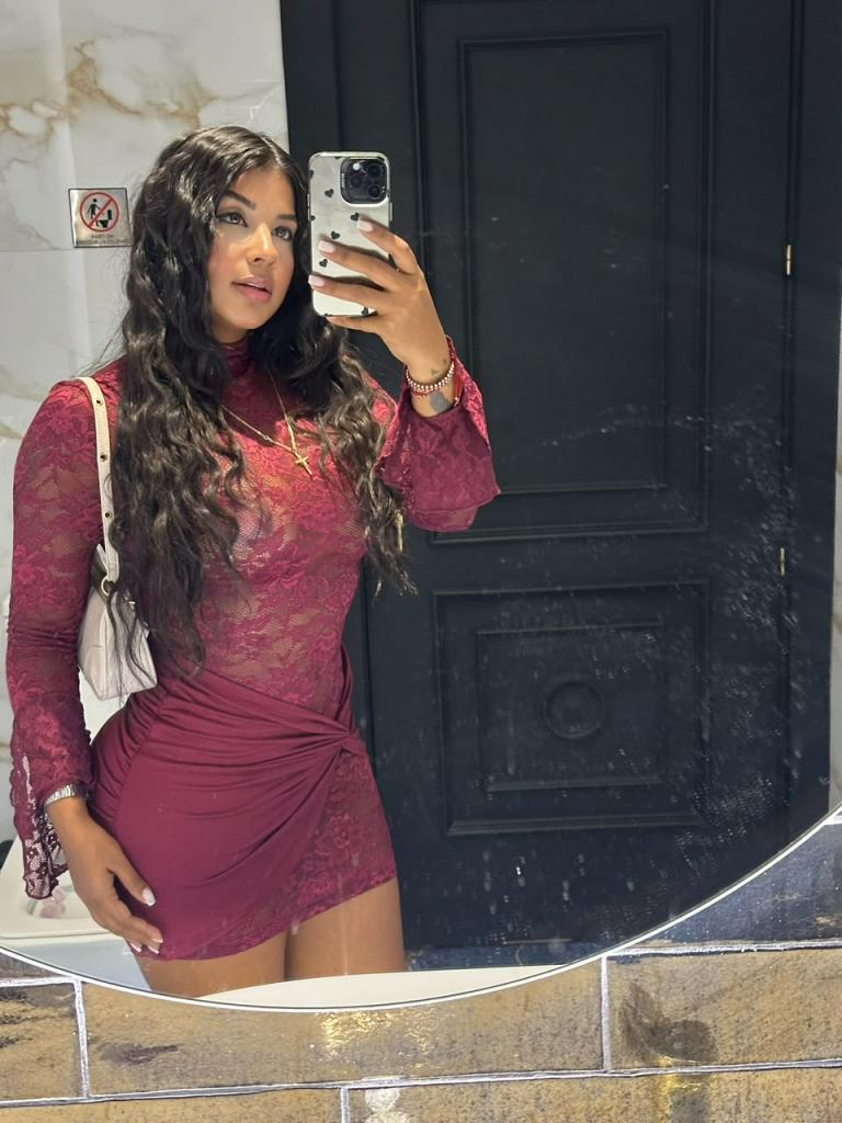641028749: Chica busca chico en La Coruña