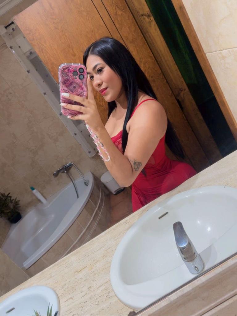 Chica busca chico en Tenerife: 